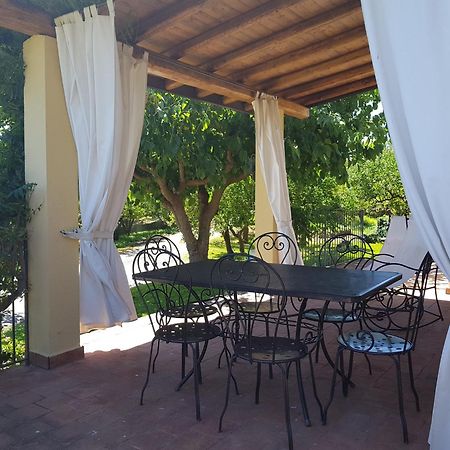 Agriturismo Le Case Di Civi Маскали Номер фото