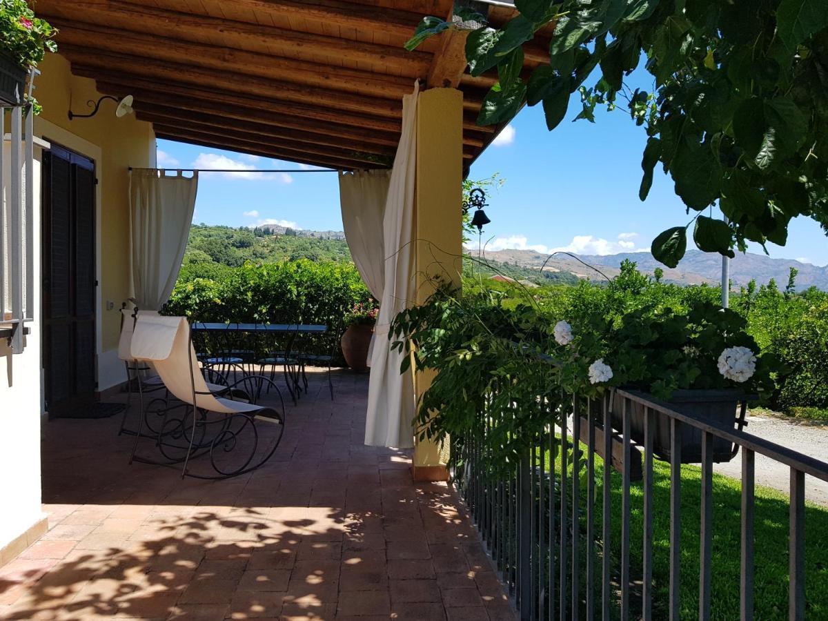 Agriturismo Le Case Di Civi Маскали Экстерьер фото
