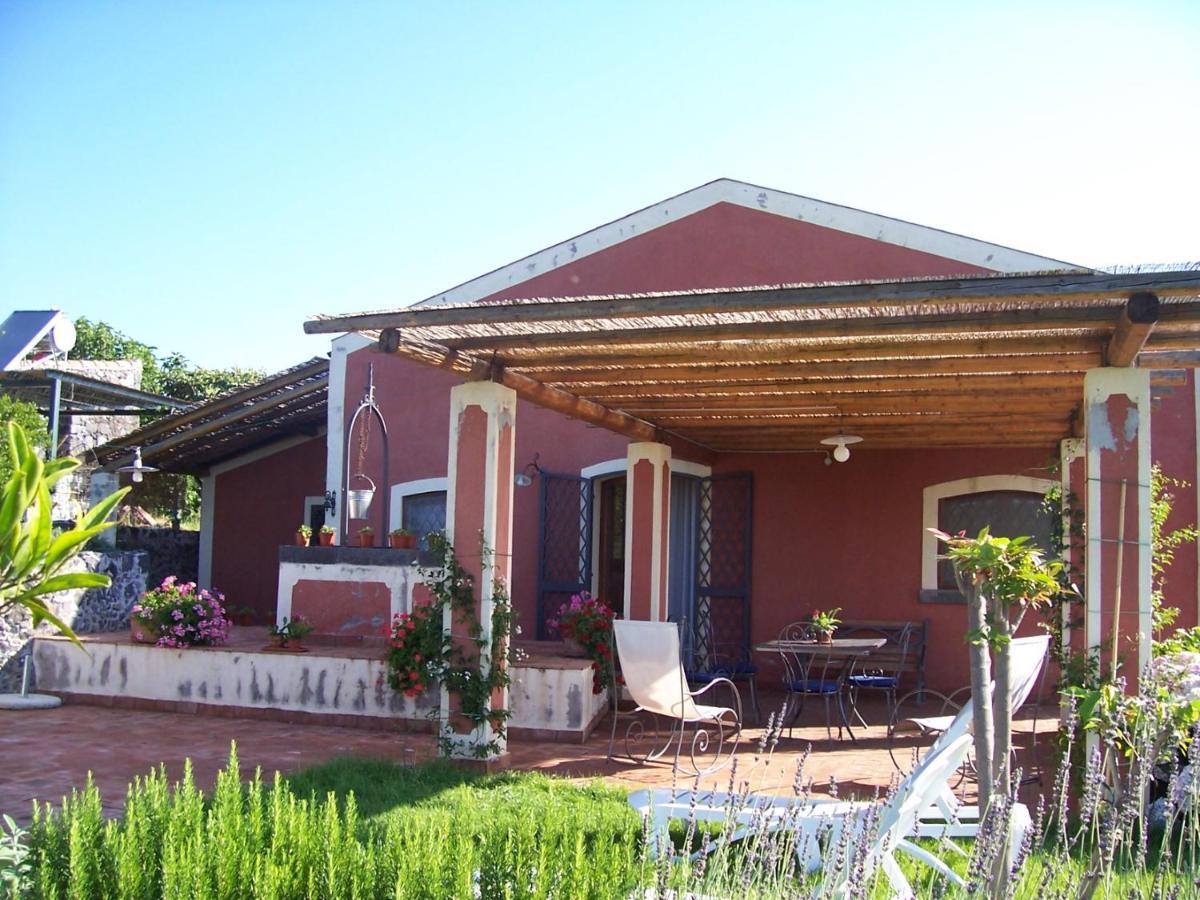 Agriturismo Le Case Di Civi Маскали Экстерьер фото